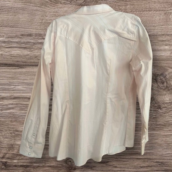 Wrangler Retro Pearl Snap Rodeo Shirt. Pink & White. Size Large. Worn once! - Picture 2 of 3